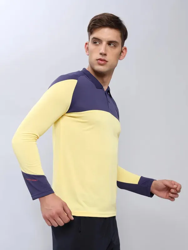 Men Colorblock Slim Fit Polo T-shirt with TECHNO COOL 